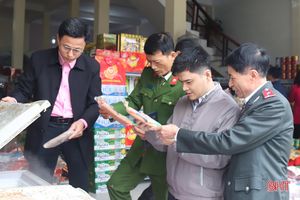 Ra quân kiểm tra an toàn vệ sinh thực phẩm trên địa bàn Hà Tĩnh