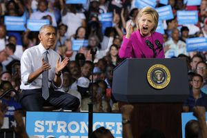 Những khoảnh khắc Tổng thống Obama vận động tranh cử cùng bà Hillary Clinton