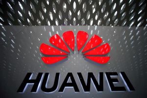 130 đơn yêu cầu gỡ cấm vận, Mỹ vẫn án binh bất động với Huawei