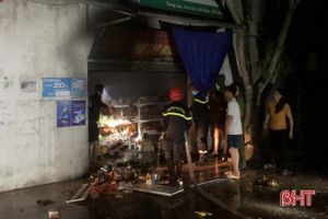 Hà Tĩnh: Kịp thời dập tắt đám cháy cửa hàng tạp hóa lúc rạng sáng