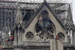 Cơ quan công tố Paris đưa ra nguyên nhân gây cháy Nhà thờ Đức Bà