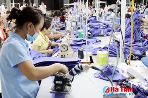 Công ty CP May Hà Tĩnh điêu đứng vì lao động bỏ việc