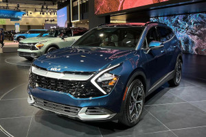 Chi tiết Kia Sportage Hybrid 2023: “Uống” xăng 6L/100 km, sắp về Việt Nam