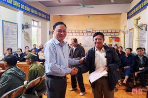 Chỉnh lý biến động GCNQSD đất cho 816 hộ dân xã Lâm Hợp