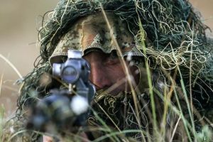 Lính Nga “vô hình” nhờ thuốc bôi đa năng