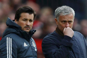 ‘Cạ cứng’ chia tay HLV Mourinho sau 17 năm gắn bó