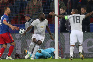 [Highlight] Man Utd đè bẹp CSKA Moscow 4-1