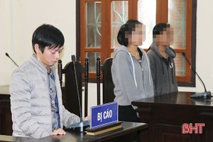 12 tháng tù giam cho kẻ hành nghề “hai ngón” trong BVĐK Hà Tĩnh