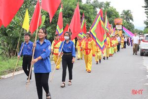 Đón nhận bằng xếp hạng di tích lịch sử - văn hóa cấp tỉnh nhà thờ Trần Văn Tùy
