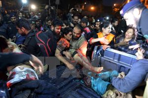 Đánh bom liều chết tại Pakistan khiến 43 người thương vong