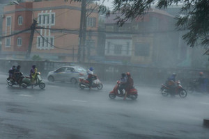 Dự báo thời tiết ngày 3/8: Bắc Bộ có mưa lớn, Trung bộ nắng nóng