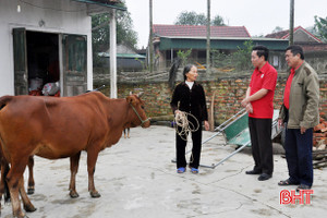 “Trao cần câu” để người nghèo Hà Tĩnh thoát nghèo bền vững