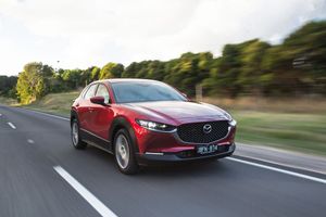 Mazda3 thế hệ mới ra mắt, dùng động cơ xăng không bugi