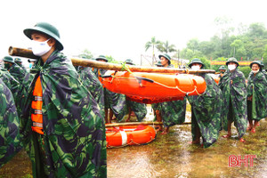 Chủ động tập luyện, sẵn sàng “4 tại chỗ” để phòng chống thiên tai