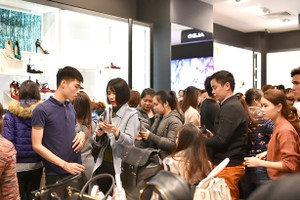 "Mê cung ưu đãi" tại 2.500 gian hàng ở Vincom Black Friday 2018