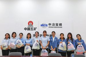 Công ty MCC Việt Nam trao gần 1.400 suất quà cho con em công nhân