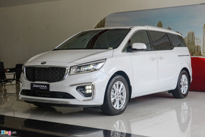 Chi tiết Kia Sedona 2018 vừa về Việt Nam, giá từ 1,1 tỷ đồng