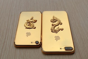 Xuất hiện iPhone 7 Plus rồng vàng giá 90 triệu tại Việt Nam