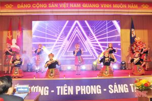 Chị em phụ nữ Công ty Điện lực Hà Tĩnh thi “Vũ điệu khỏe - đẹp”