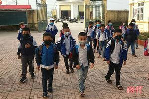Học sinh Hà Tĩnh chính thức nghỉ học “tránh” dịch Corona