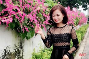 Đẹp ngỡ ngàng những bức tường hoa tigôn trên đường làng Hà Tĩnh