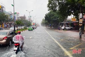 Giám đốc Đài Khí tượng thủy văn thông tin mới nhất về tình hình mưa đêm nay tại Hà Tĩnh