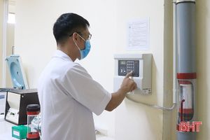 BVĐK Hà Tĩnh vận hành hệ thống tự động chuyển mẫu bệnh phẩm