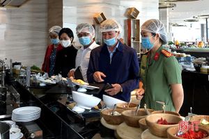 Giám sát an toàn vệ sinh thực phẩm phục vụ Đại hội đại biểu Đảng bộ tỉnh Hà Tĩnh