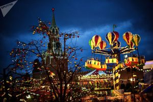 Moscow sáng lung linh chuẩn bị đón Giáng sinh và năm mới 2018