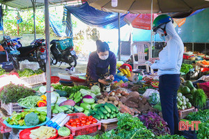 Thực phẩm đa dạng khi TP Hà Tĩnh chuyển sang giãn cách xã hội