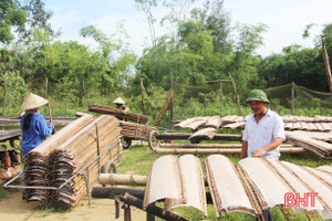 Sản xuất bánh đa nem: Bỏ ngay tư duy "mình thích thì mình làm thôi"!