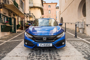 Honda Civic 2018 máy dầu và hộp số tự động 9 cấp ra mắt