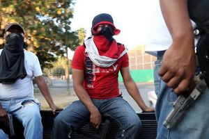 Các băng đảng ma túy Mexico thanh trừng lẫn nhau, 13 người chết