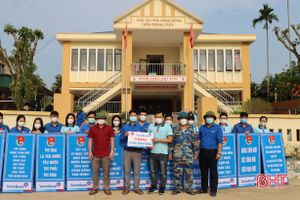 Tuổi trẻ VietinBank Hà Tĩnh ra quân hưởng ứng “Ngày chủ nhật xanh”