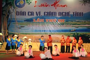 Những "nốt lặng" Liên hoan Dân ca ví, giặm huyện Nghi Xuân