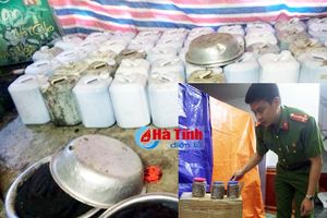 Bắt quả tang cơ sở sản xuất thuốc đông y không phép