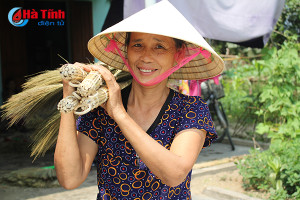 Nghề làm chổi đót Hà Ân