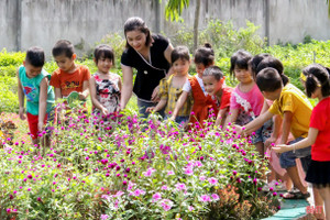 Cô giáo trường làng Hà Tĩnh với tấm lòng “bồ tát”