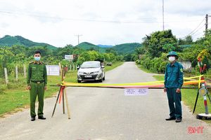 Hà Tĩnh: 3 công dân test nhanh dương tính với virus SARS-CoV-2, Hương Khê lập chốt phong tỏa