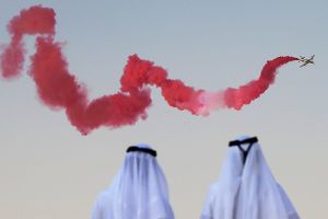 Chiến đấu cơ phô diễn sức mạnh tại Dubai Airshow 2017