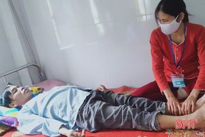 Bệnh tật khiến một gia đình ở Hương Sơn vào cảnh khốn cùng