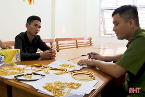 Trộm hơn 10 cây vàng ở Hà Tĩnh rồi bắt xe khách trốn vào Nam