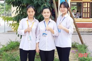 3 nữ sinh Hà Tĩnh vào vòng chung kết Cuộc thi “An toàn giao thông cho nụ cười ngày mai”