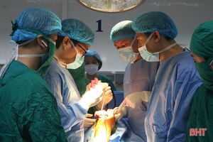BVĐK Hà Tĩnh ứng dụng công nghệ in 3D vào phẫu thuật thay khớp gối