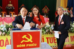Đại hội Đảng bộ xã Hương Trạch bầu trực tiếp bí thư: Ông Cao Viết Hòa trúng cử với 100% số phiếu