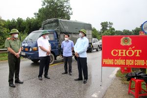 Chủ tịch UBND tỉnh: Hương Sơn cần khẩn trương truy vết các trường hợp liên quan đến 9 ca bệnh