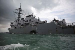 Thế giới ngày qua: Phát hiện thi thể thủy thủ trong vụ tàu khu trục Mỹ gặp nạn