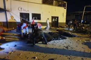 Trung tâm giam giữ người nhập cư ở Libya bị không kích, ít nhất 120 người thương vong