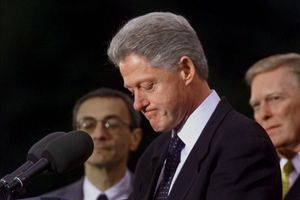 Clinton, Nixon và những cuộc điều tra luận tội chấn động ở Mỹ