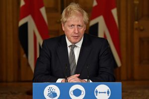 Thủ tướng Anh bất ngờ tuyên bố phong tỏa toàn quốc